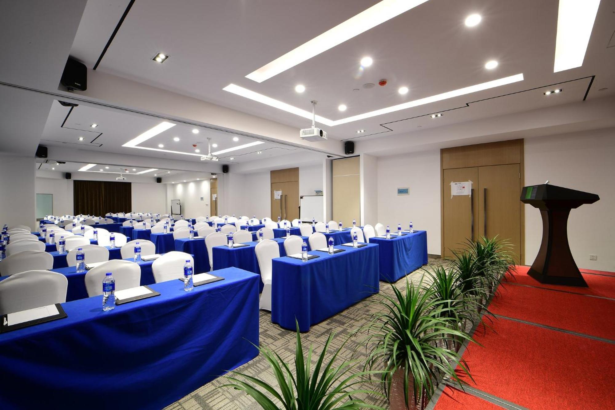 Holiday Inn Express - Liuyang Development Zone By Ihg Changsha Huanghua Airport Exterior foto
